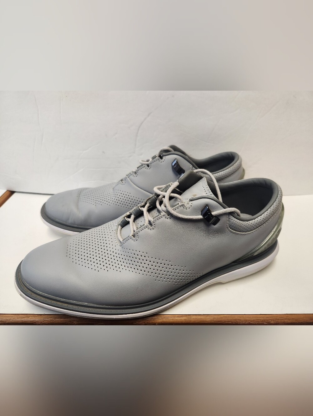 Nike Jordan ADG 4 Wolf Grey Leather Golf Shoes Men's Size 11 DM0103-010